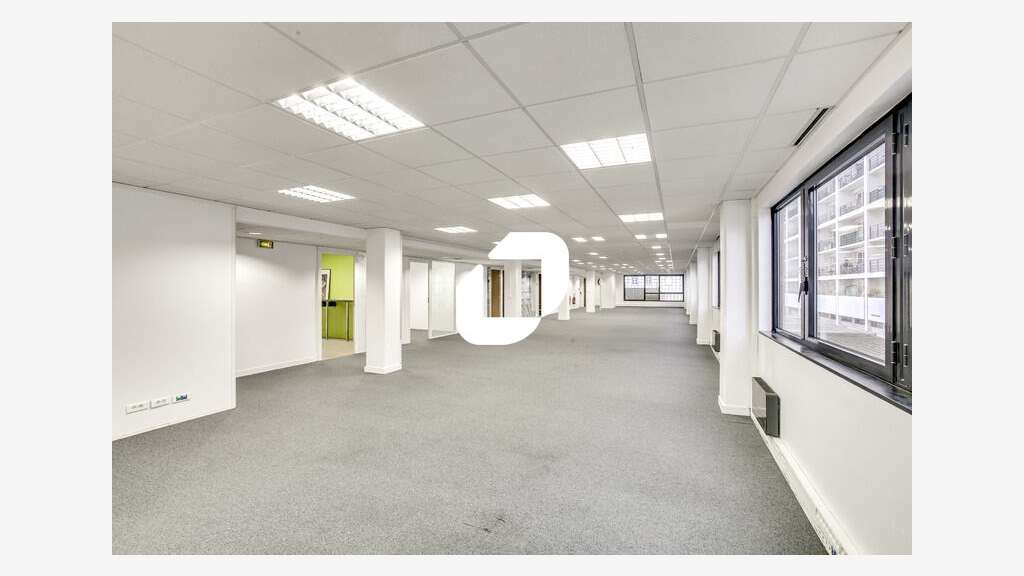 A louer Bureaux 464m² Montigny le bretonneux
