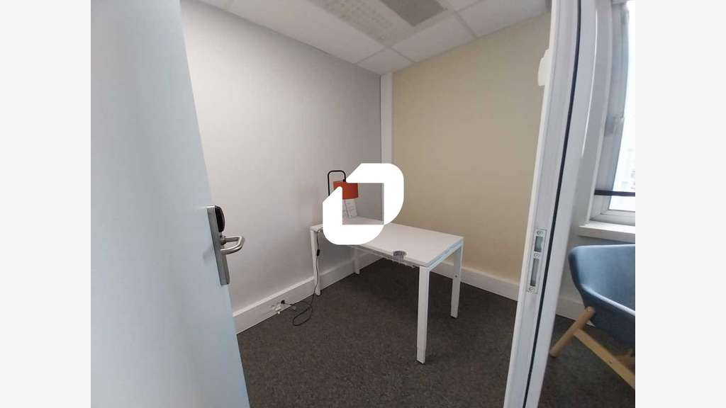 A louer Bureaux 48m² Montigny le bretonneux