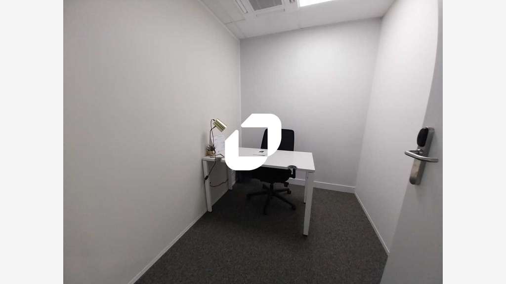 A louer Bureaux 48m² Montigny le bretonneux
