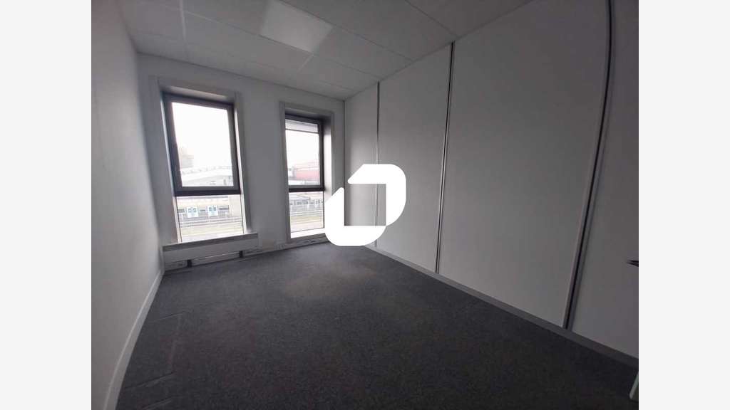 A louer Bureaux 21m² Montigny le bretonneux
