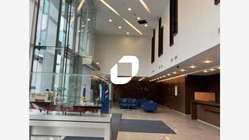 A louer Bureaux 1500m² Montigny le bretonneux