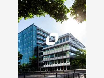 A louer Bureaux 1500m² Montigny le bretonneux