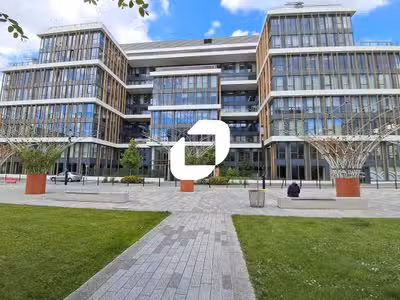 A louer Bureaux 1125m² Montigny le bretonneux