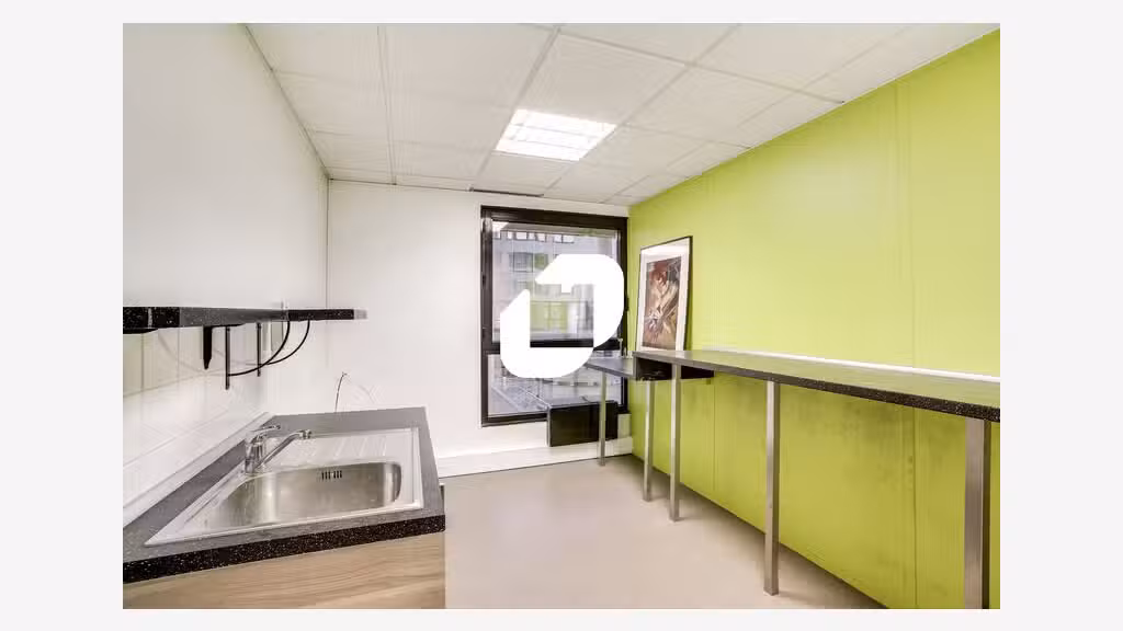 A louer Bureaux 602m² Montigny le bretonneux