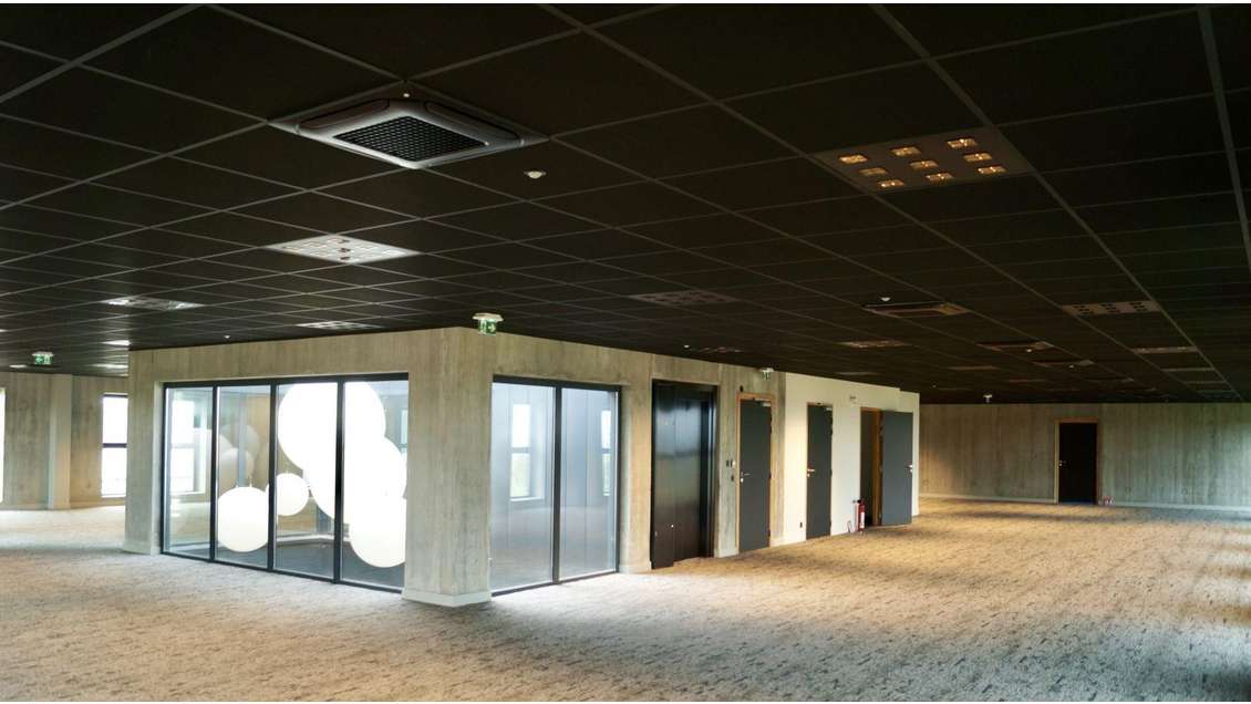 Location bureaux 454m² ZA Montivilliers