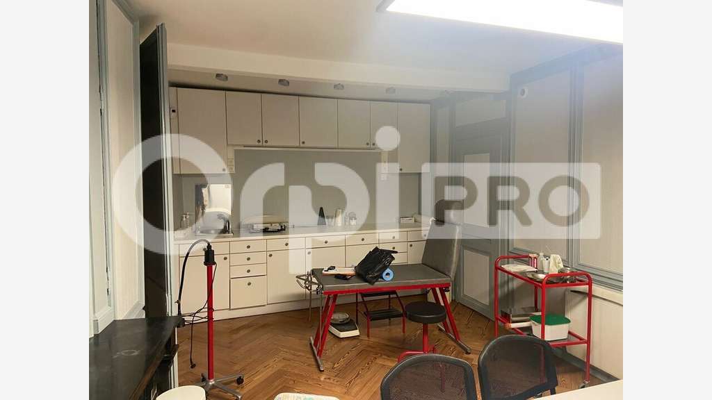 Local professionnel à louer à Montivilliers centre