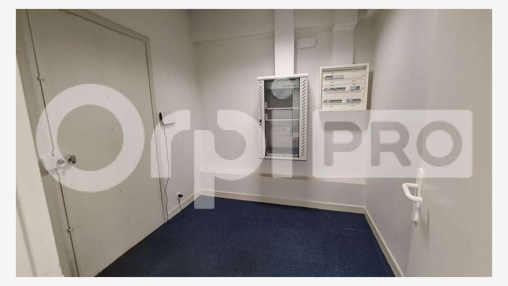 Bureaux 134m² RDC à louer à Montluçon