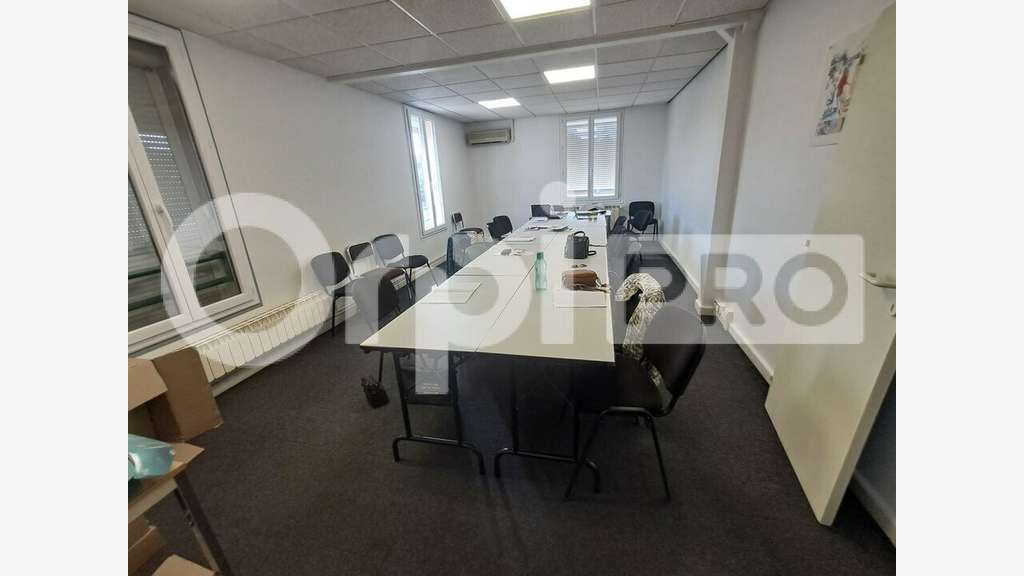 A louer plateau de bureaux de 287m² à Montluçon