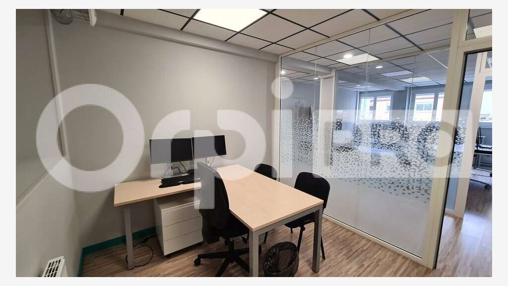 Bureau de 120m² à louer à Montluçon rue Barathon