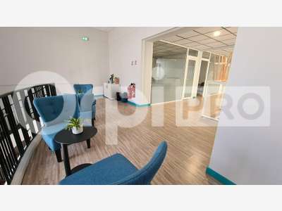 Bureau de 120m² à louer à Montluçon rue Barathon