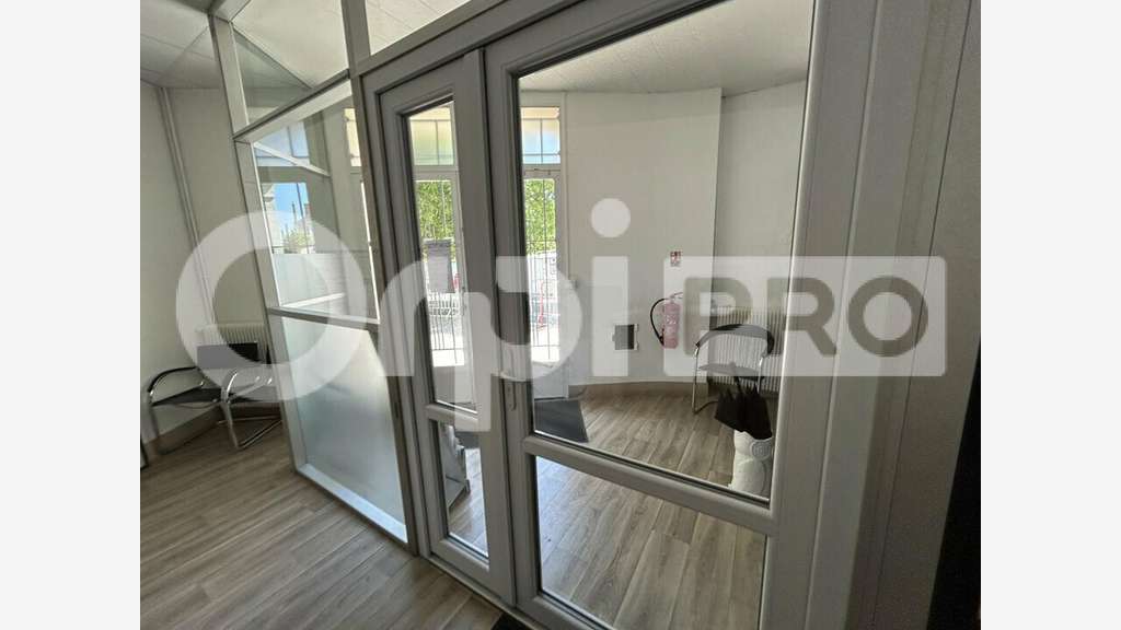 Bureau de 110m² à louer à Montluçon hyper centre