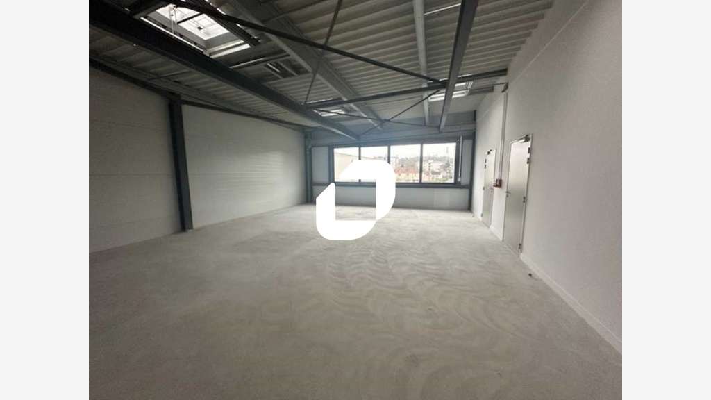 A louer Bureaux 160m² Montmagny