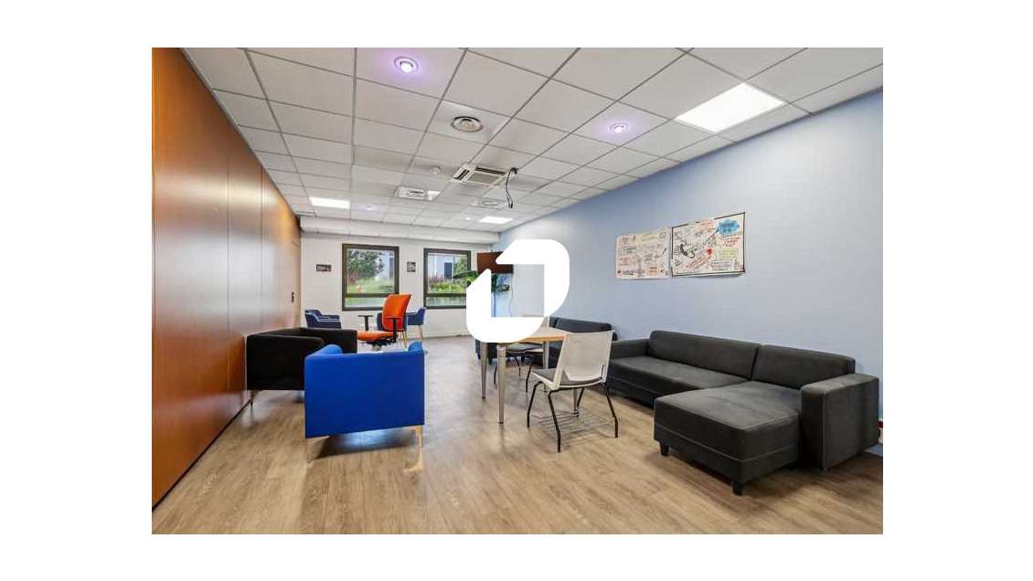 A louer Bureaux 354m² Montmorency