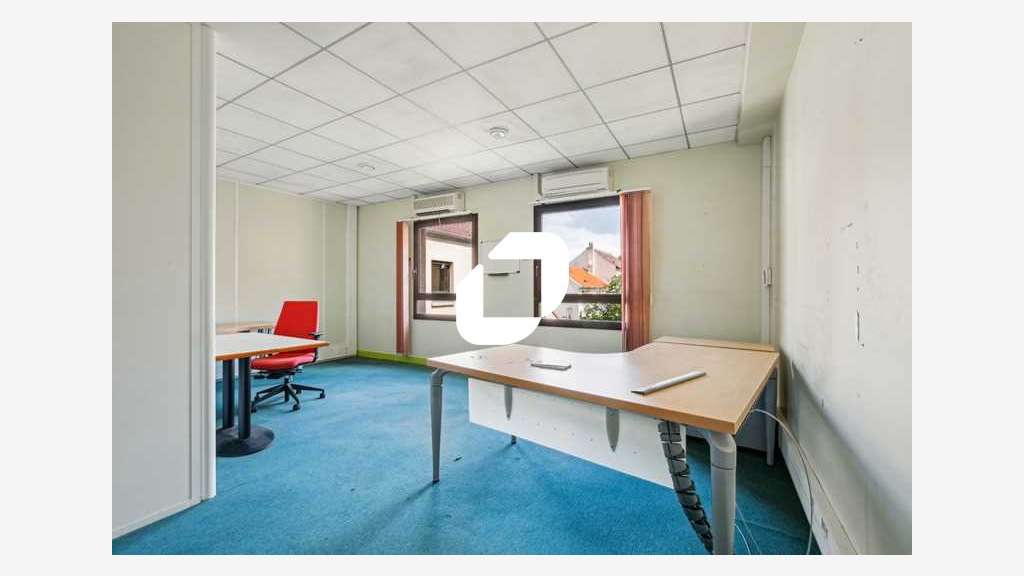 A louer Bureaux 354m² Montmorency