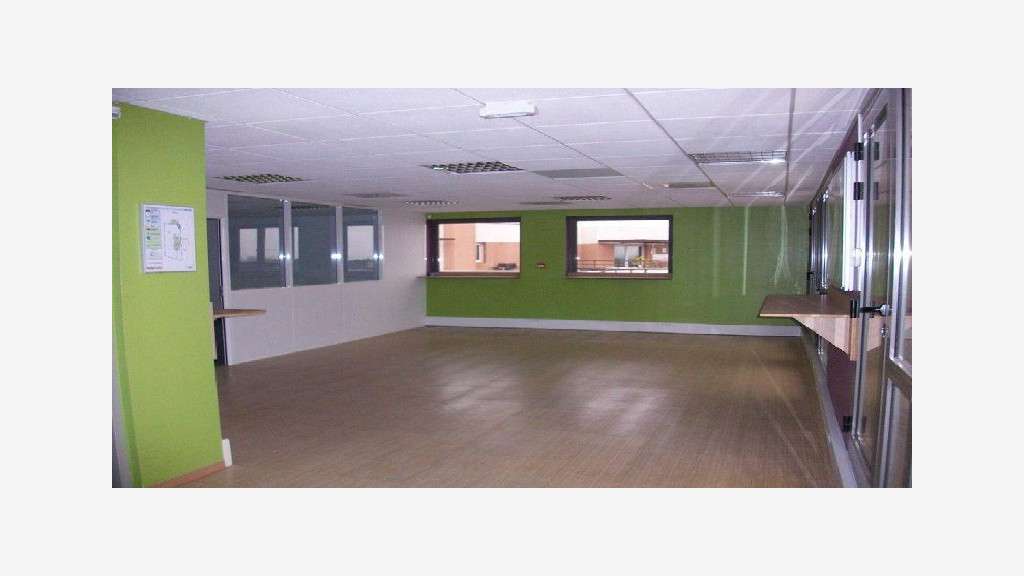 Bureaux 560m² à louer à Montpellier Ovalie
