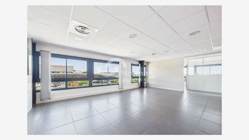 Bureaux 330m² à louer Parc 2000 Montpellier