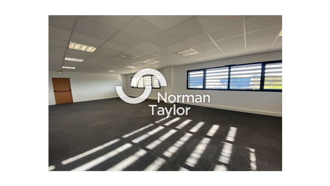 Bureaux 203m² R+1 à louer Montpellier Est - Eureka