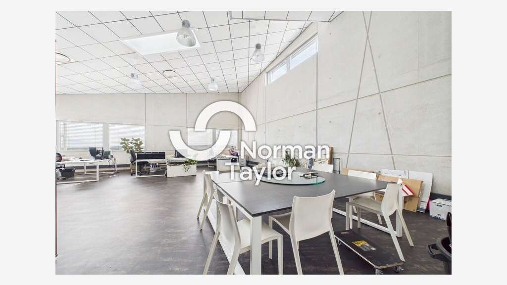 Bureaux 86m² à louer à Montpellier Parc 2000