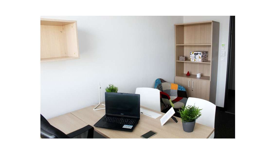 A louer bureau privatif 15m² à Montpellier Garosud