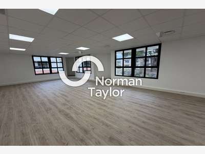 Bureaux 288m² à louer à Montpellier
