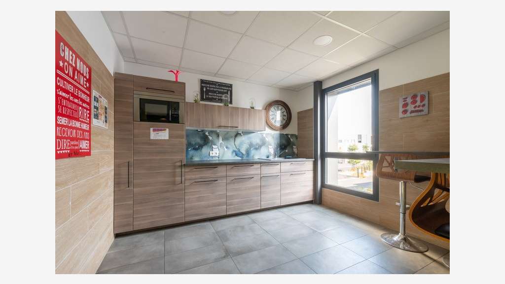 Bureau fonctionnel 119m² à Montpellier Garosud