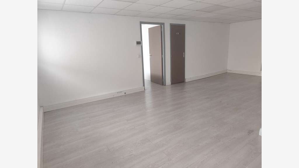 A louer bureaux à Montpellier sortie 31 de l'A709