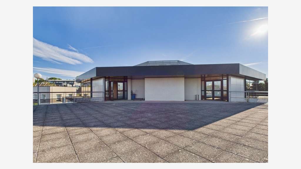 A louer bureaux 1195m² empl premium Montpellier
