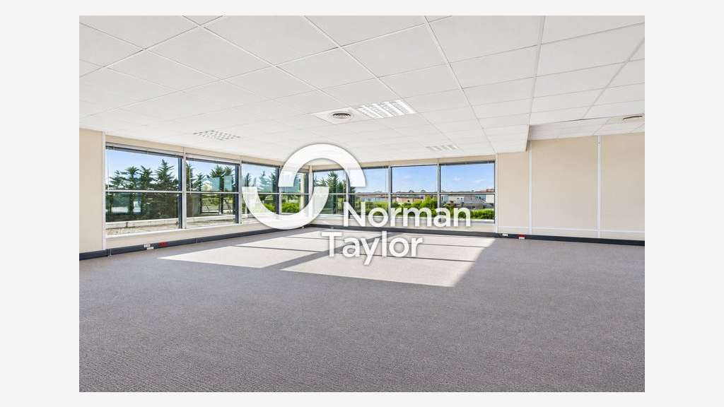 A louer bureaux 1195m² empl premium Montpellier