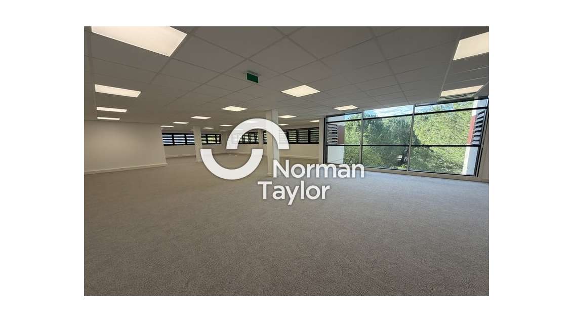 Loue bureaux équipés 746m² Montpellier Millénaire