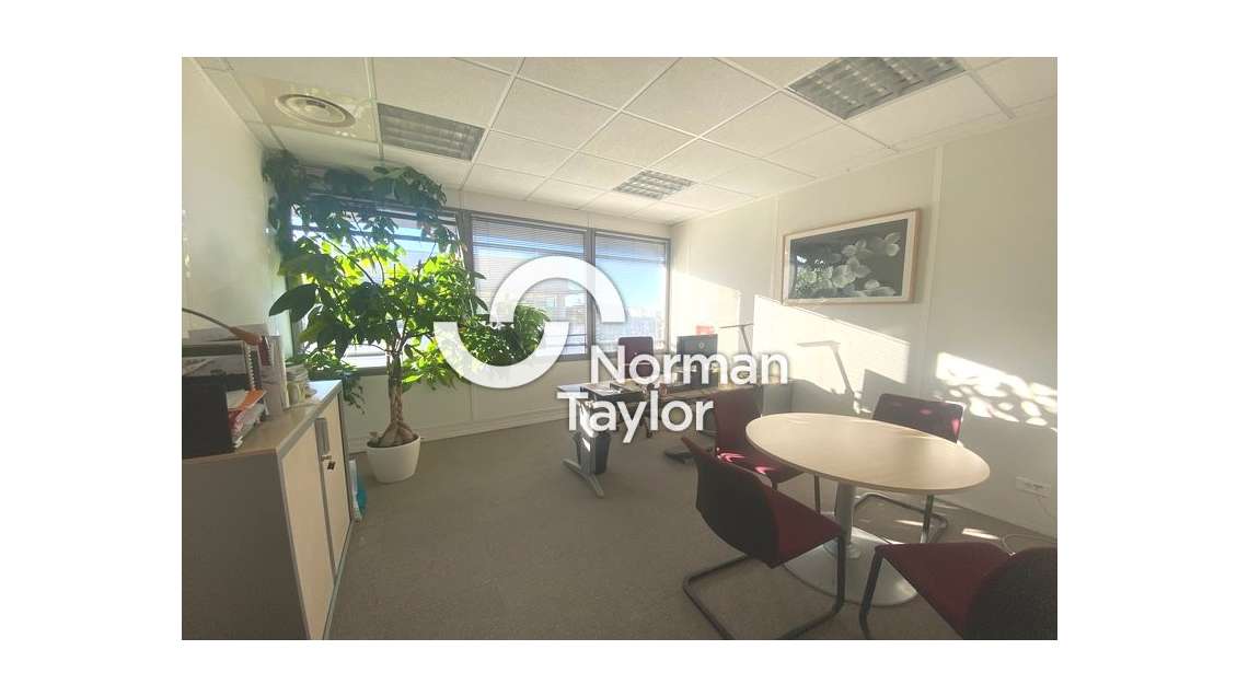 A louer bureaux de standing de 238m² à Montpellier