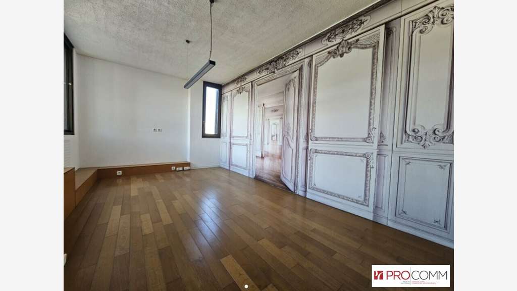 Bureaux 44m² R+3 à louer à Montpellier centre