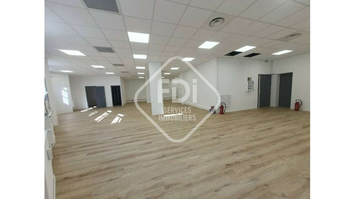 A louer bureaux 169m² Montpellier centre Antigone