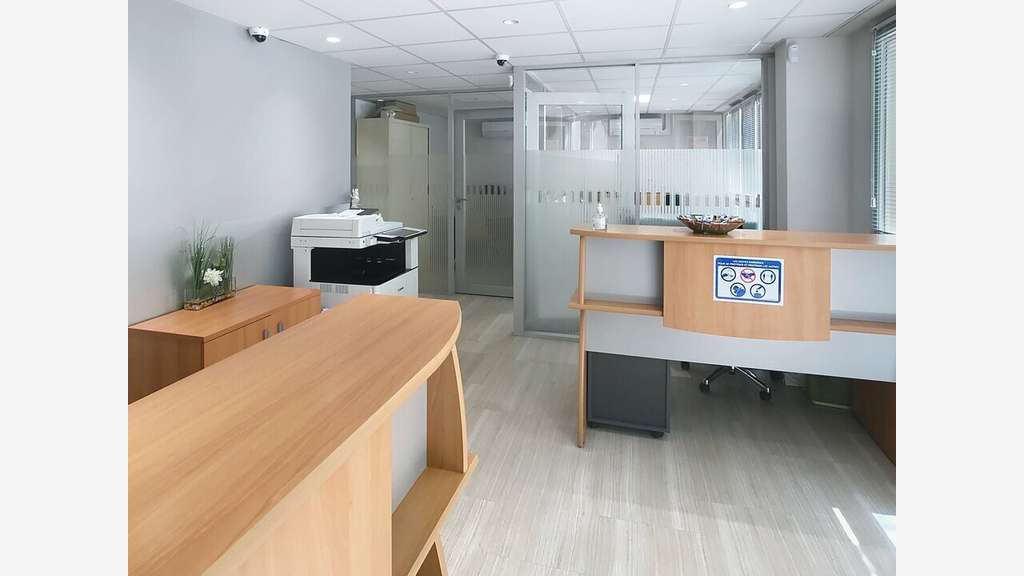 A louer bureaux 81m² Montpellier secteur Antigone