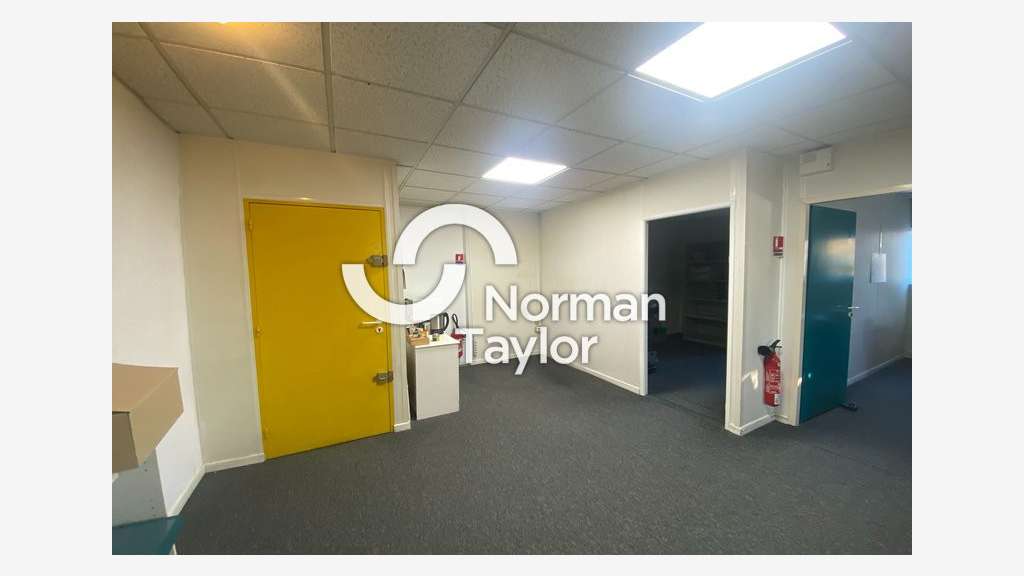 Bureaux 70m² R+1 à louer à Montpellier Millénaire