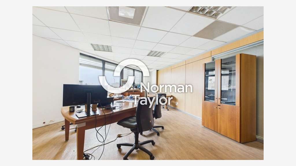 A louer bureaux 333m² en R+6 à Montpellier centre