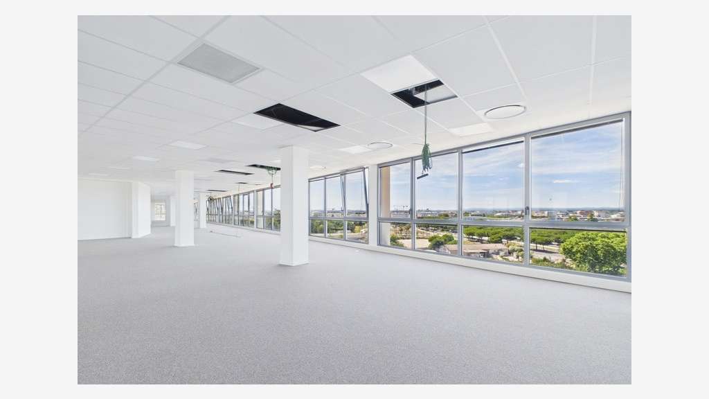 A louer bureaux 2106m² ZAC Cambacérès Montpellier