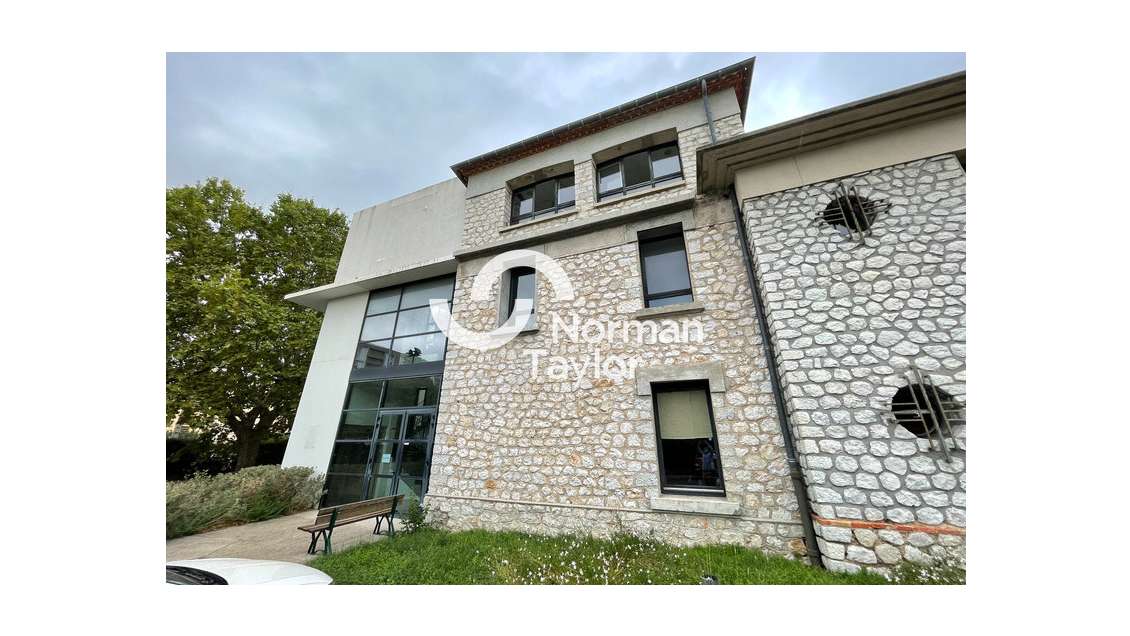 Bureaux aménagés 130m² à louer à Montpellier