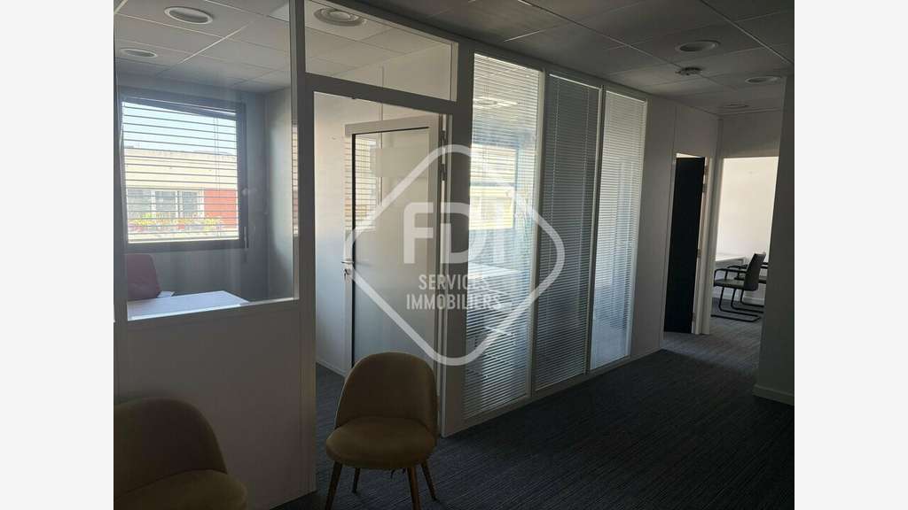 Bureaux de 431m² à louer Montpellier port Marianne