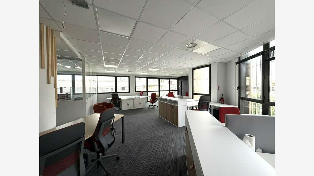 Bureaux de 431m² à louer Montpellier port Marianne