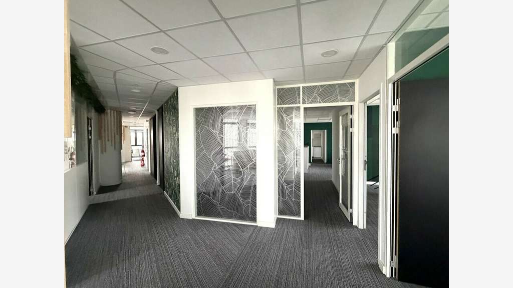 Bureaux de 431m² à louer Montpellier port Marianne