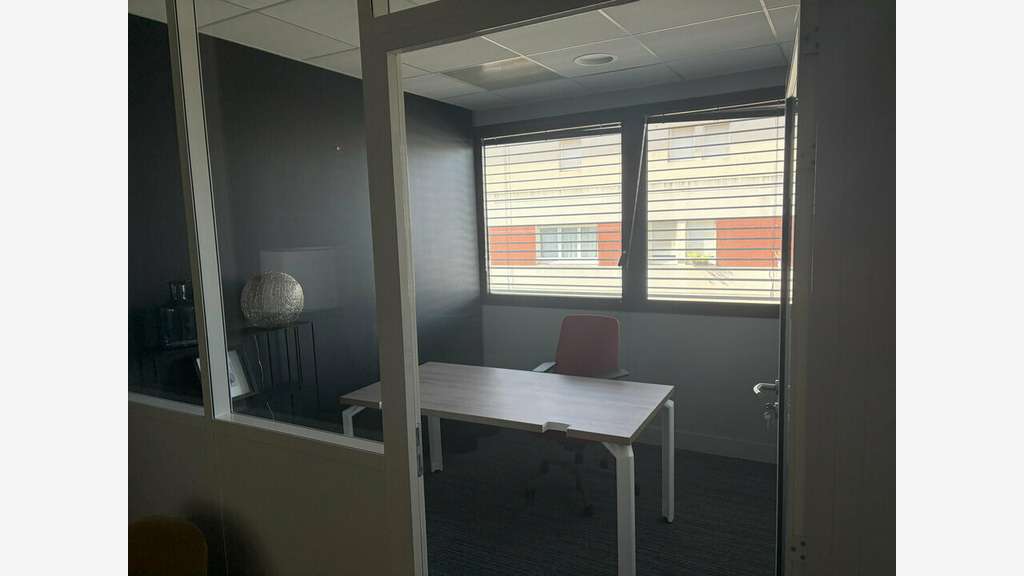 Bureaux de 431m² à louer Montpellier port Marianne