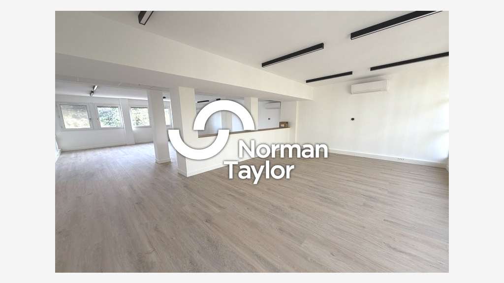 Bureaux 163m² R+3 à louer à Montpellier Antigone