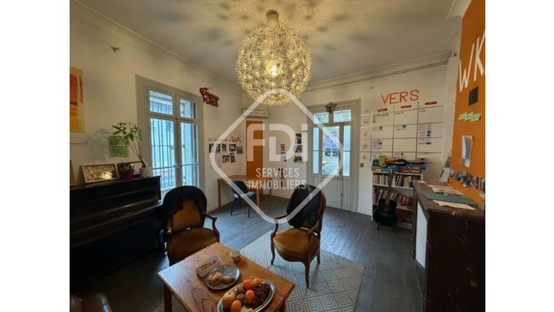 Bureaux 300m² à louer à Montpellier Arceaux