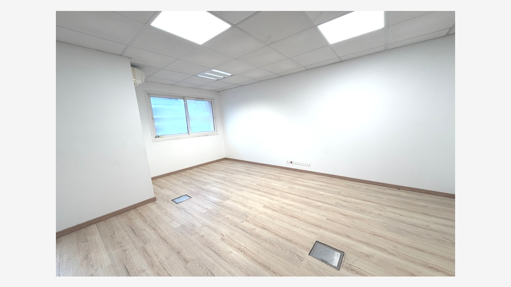 Bureaux aménagés 87m² à louer secteur Pompignane
