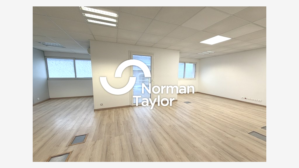 Bureaux aménagés 87m² à louer secteur Pompignane