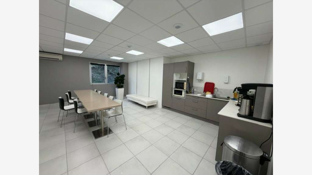 Bureaux 457m² à louer Montpellier Euromedecine