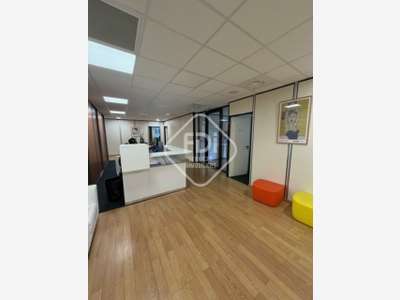 Bureaux 457m² à louer Montpellier Euromedecine