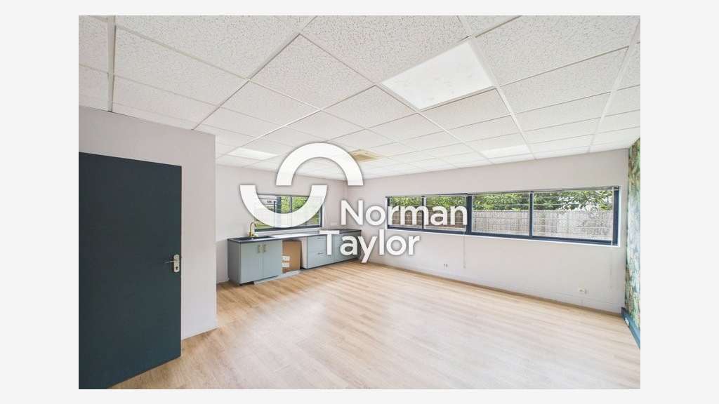 Bureaux 382m² à louer Montpellier Millénaire