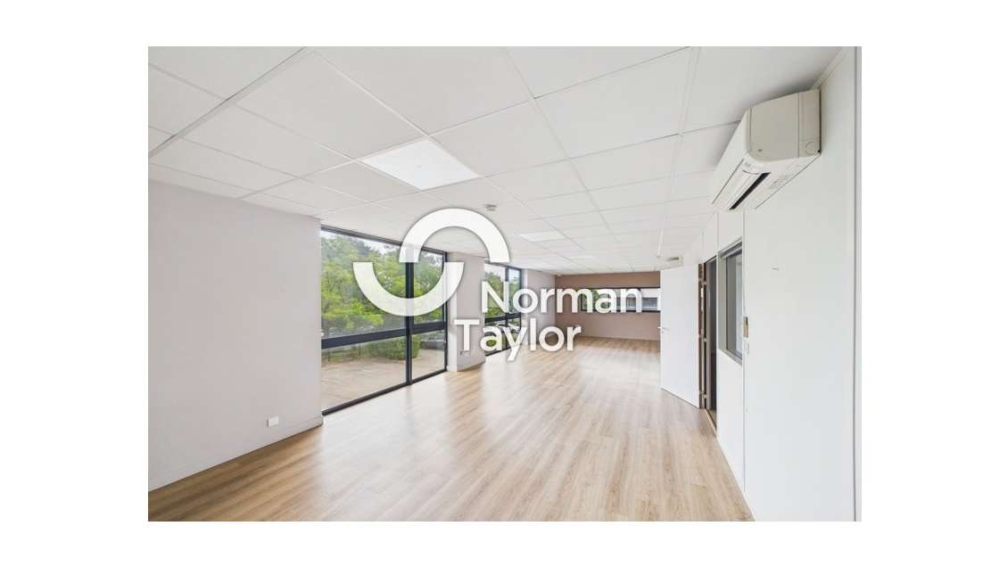 Bureaux 382m² à louer Montpellier Millénaire
