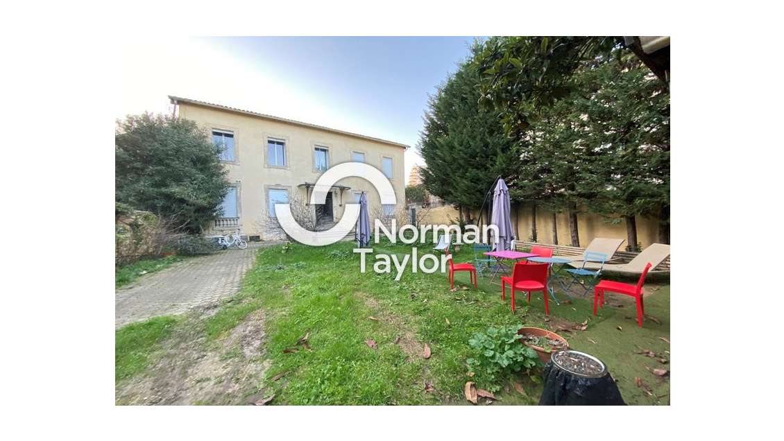 Bureaux aménagés 300m² à louer Montpellier centre 